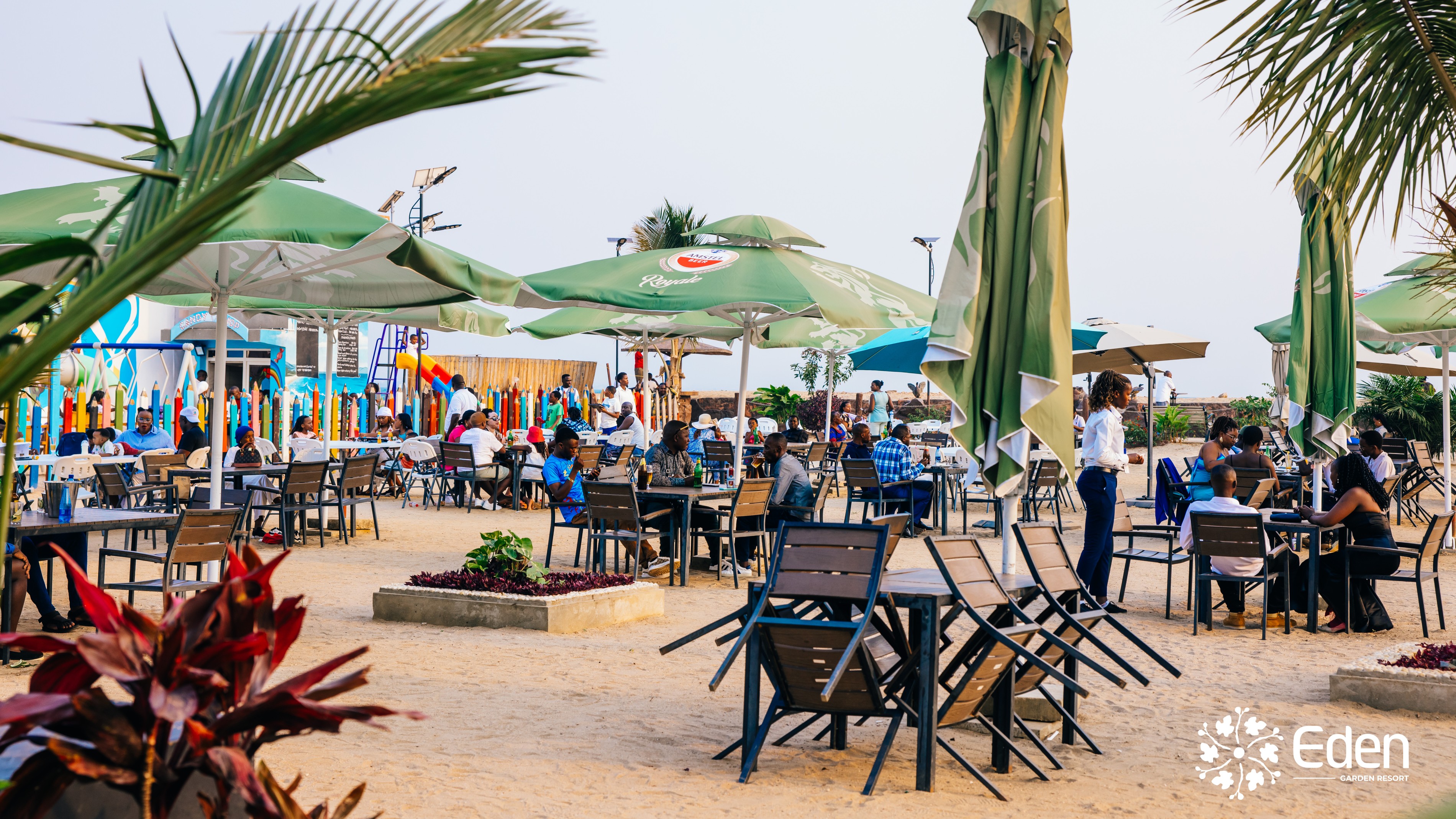 Dining & lounges — Eden Garden Resort, hôtel de luxe à Bujumbura au bord du lac Tanganyika